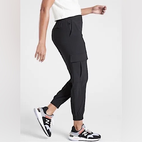 Athleta Pants - Athleta Sutton Jogger